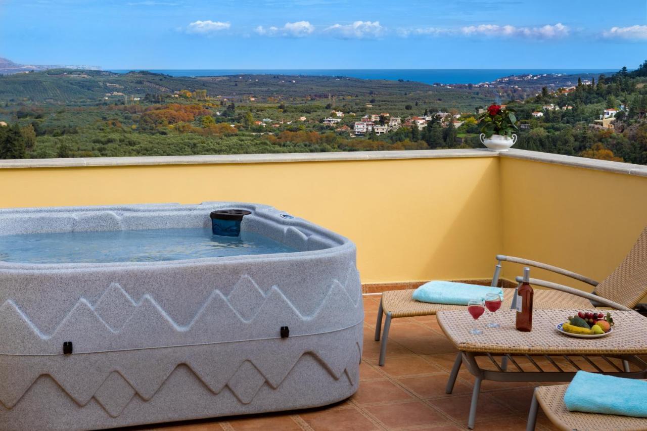 Villa Erontas - Private Heated Jacuzzi Maherí Kültér fotó