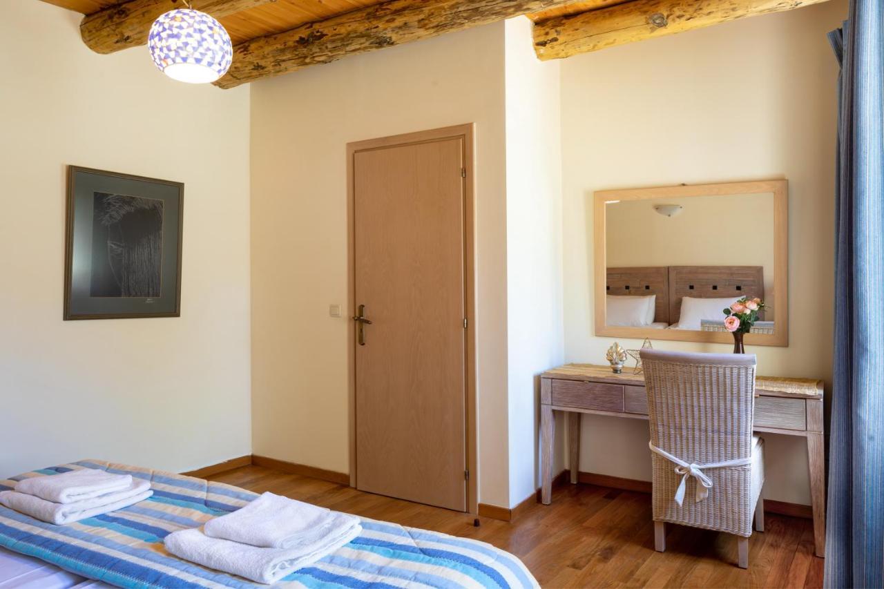 Villa Erontas - Private Heated Jacuzzi Maherí Kültér fotó
